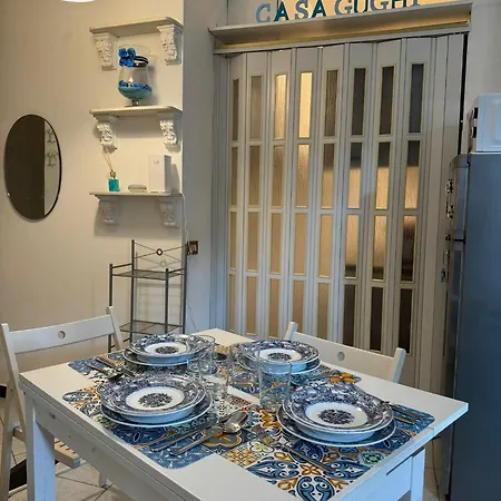 Casa Gughi بيت للعطل *